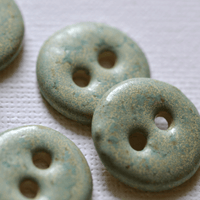 6 pcs 18mm ceramic buttons riptide (mint)